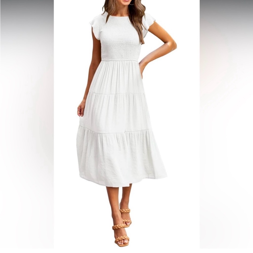 Merokeety Women’s Flutter Short Sleeve Smocked Midi Tiered Dress White size M